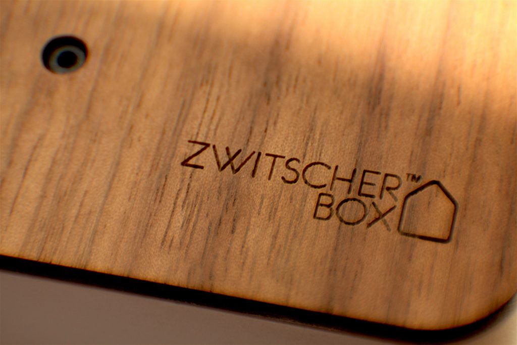 Zwitscherbox zb-wal-whi_Closeup_3